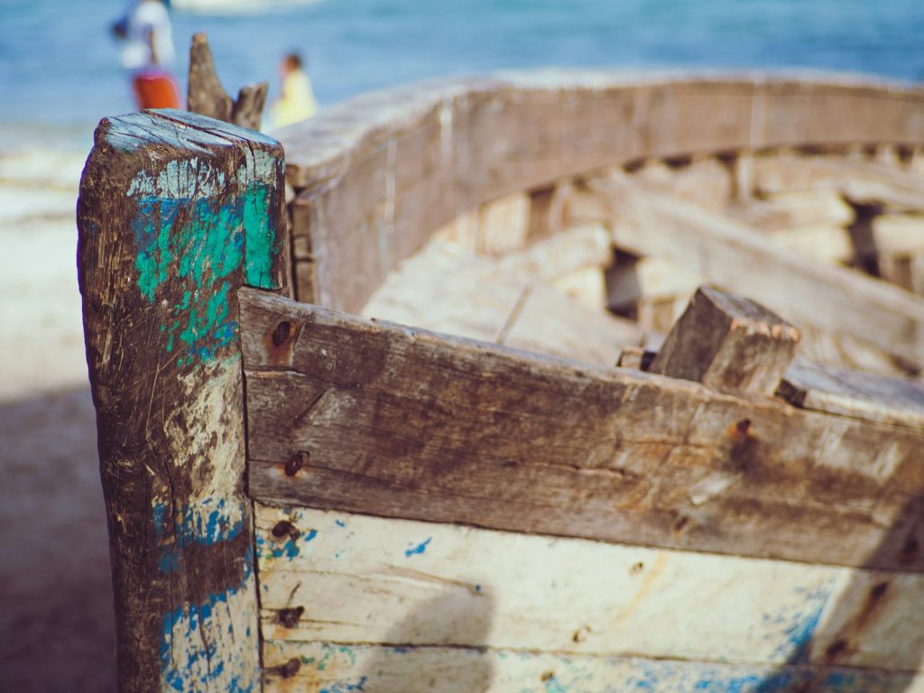 Phinisi Lemo Lemo: Traditional Phinisi Shipbuilding, Bira