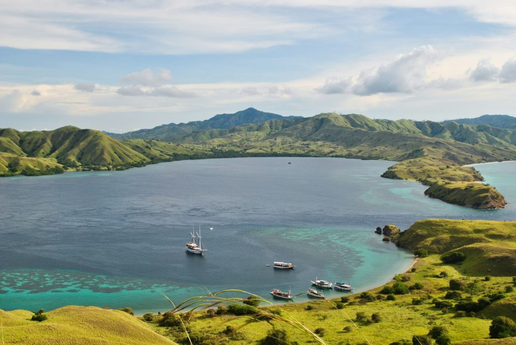 Building a Phinisi for Liveaboard Charter Business